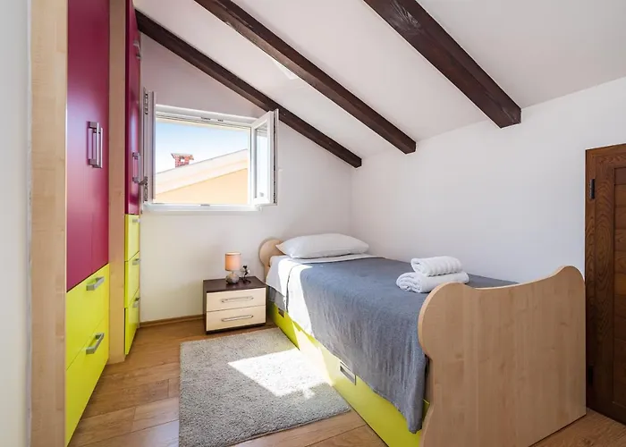 Visnja דירה זאדאר