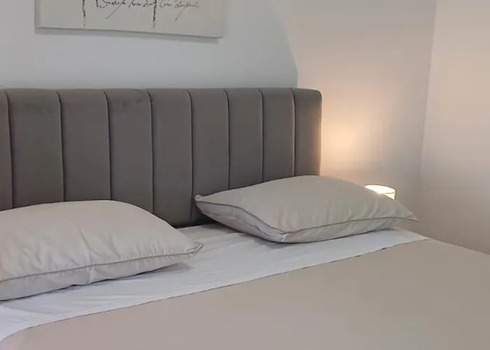 דירה Visnja זאדאר