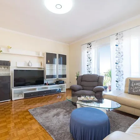 Visnja Apartment *
