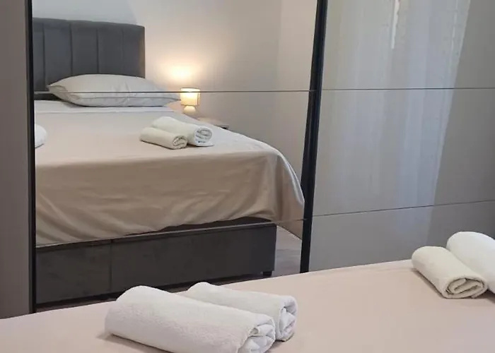 Apartment Visnja *